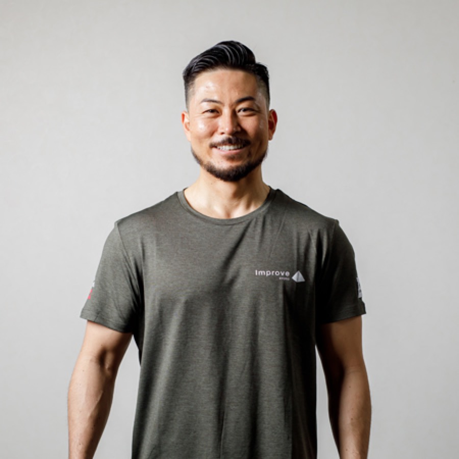 坂井カルロス大樹(ボディメイク)